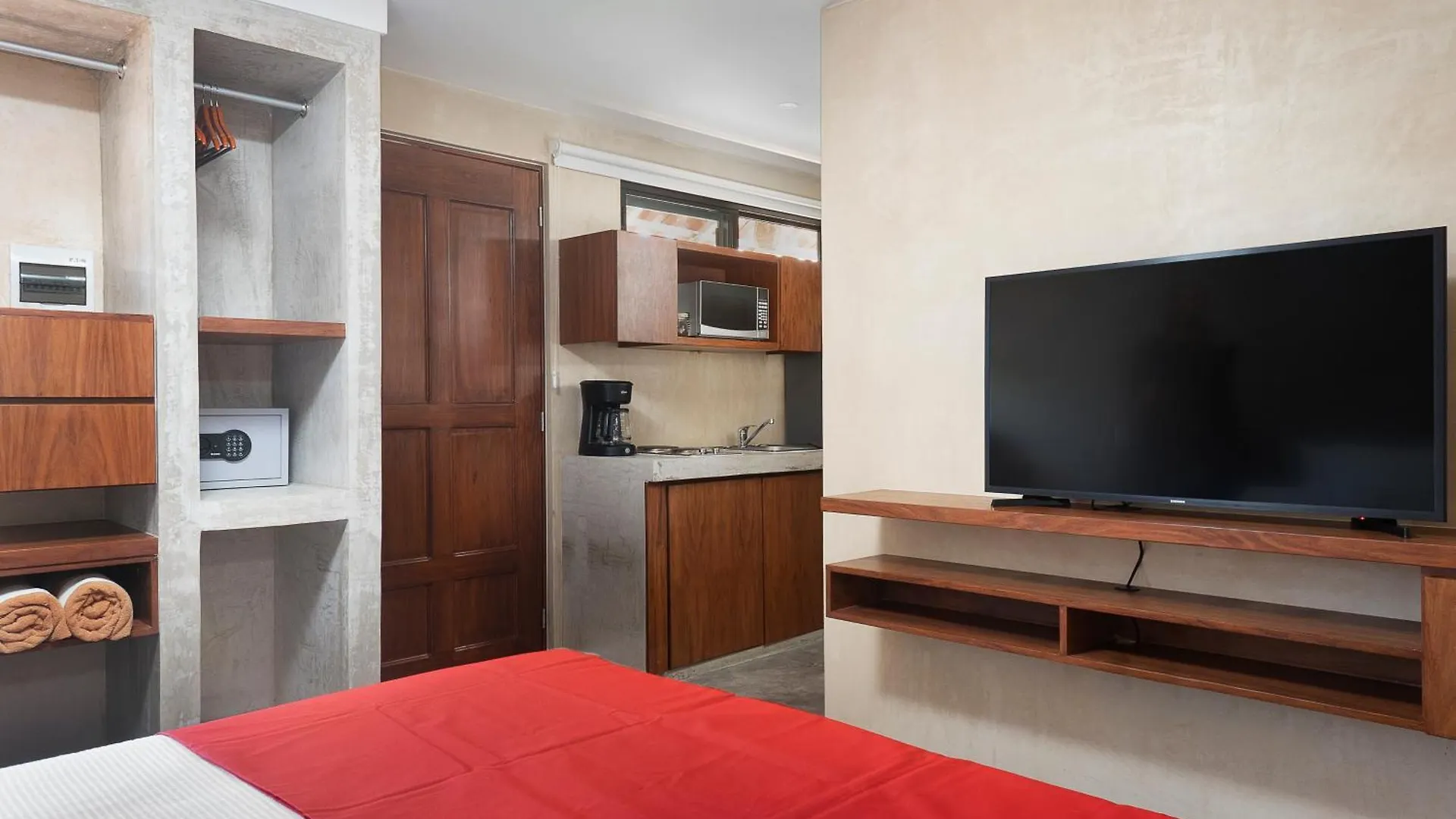Casa Toloc Tulum Aparthotel